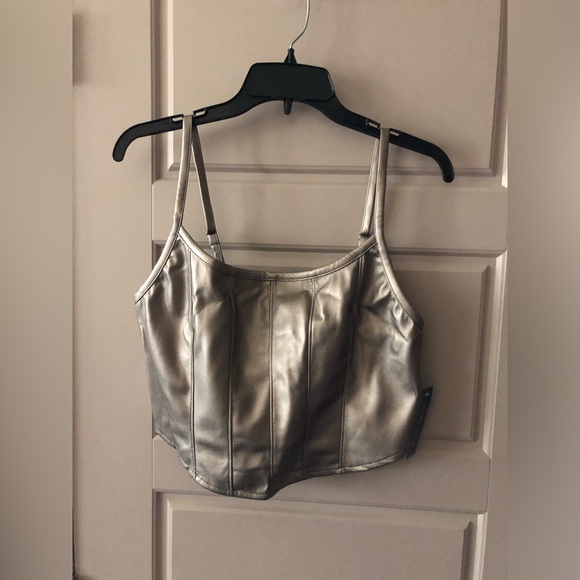 Kirious Tops - NWT METALLIC CORSET TOP